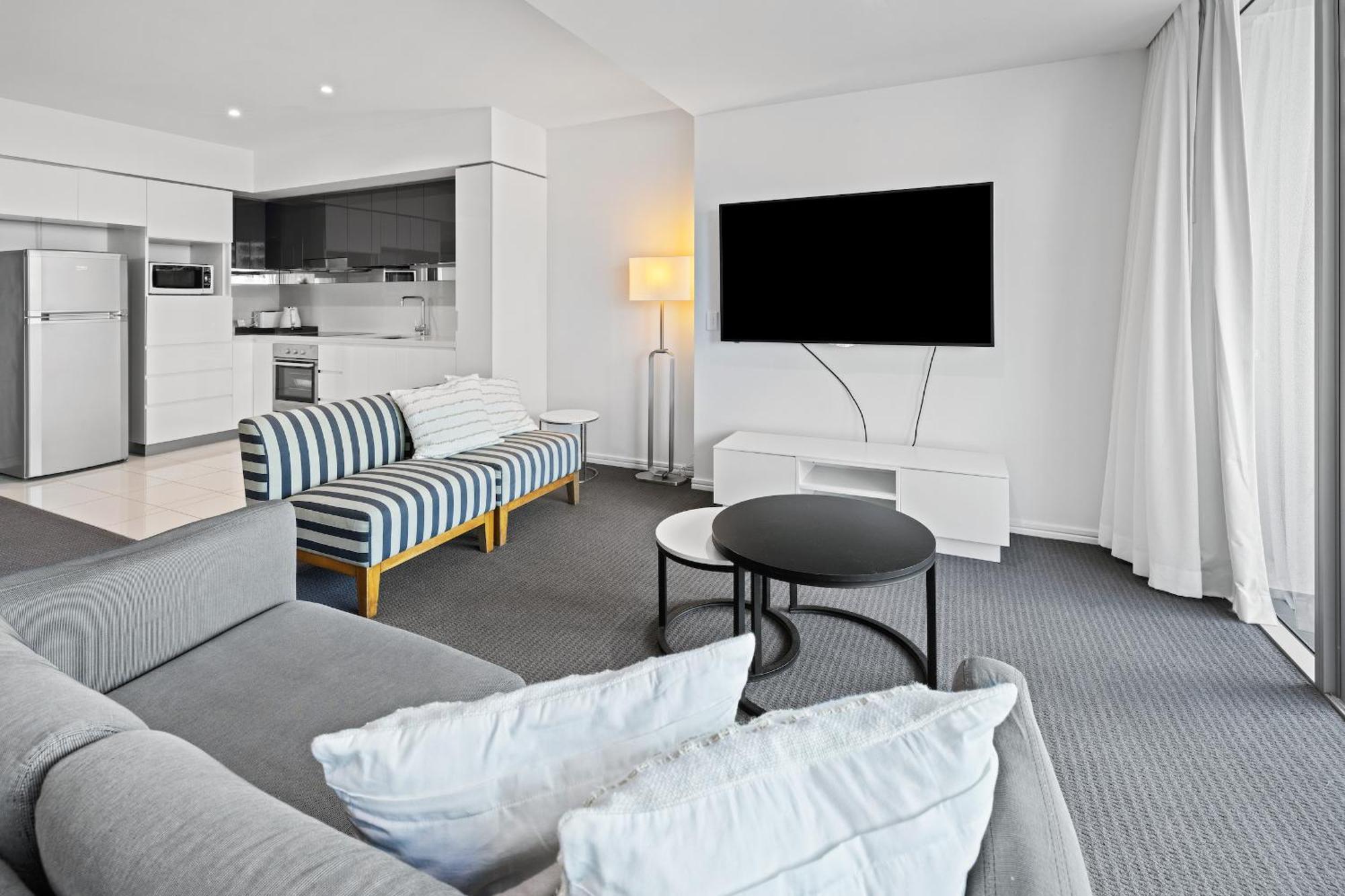 H-Residences Private Apartments - Hosted By Coastal Letting Голд-Кост Экстерьер фото